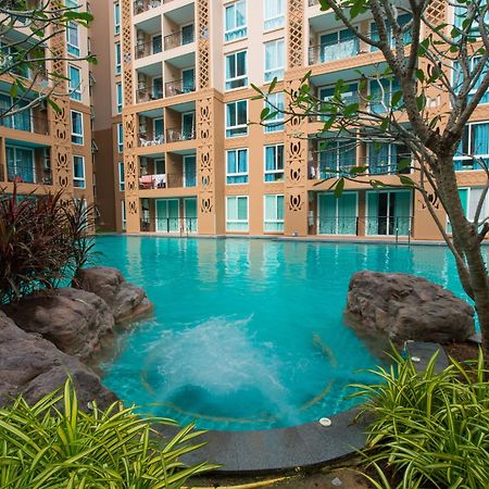 Atlantis Pattaya High Service Pantai Jomtien Bagian luar foto
